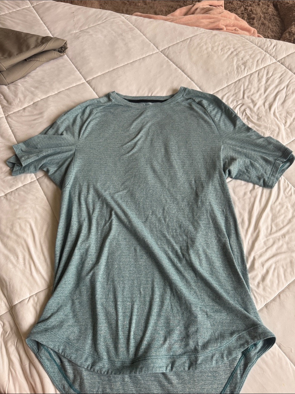 lululemon athletica Men's Heather Teal Short-Sleeve Crew Shirt